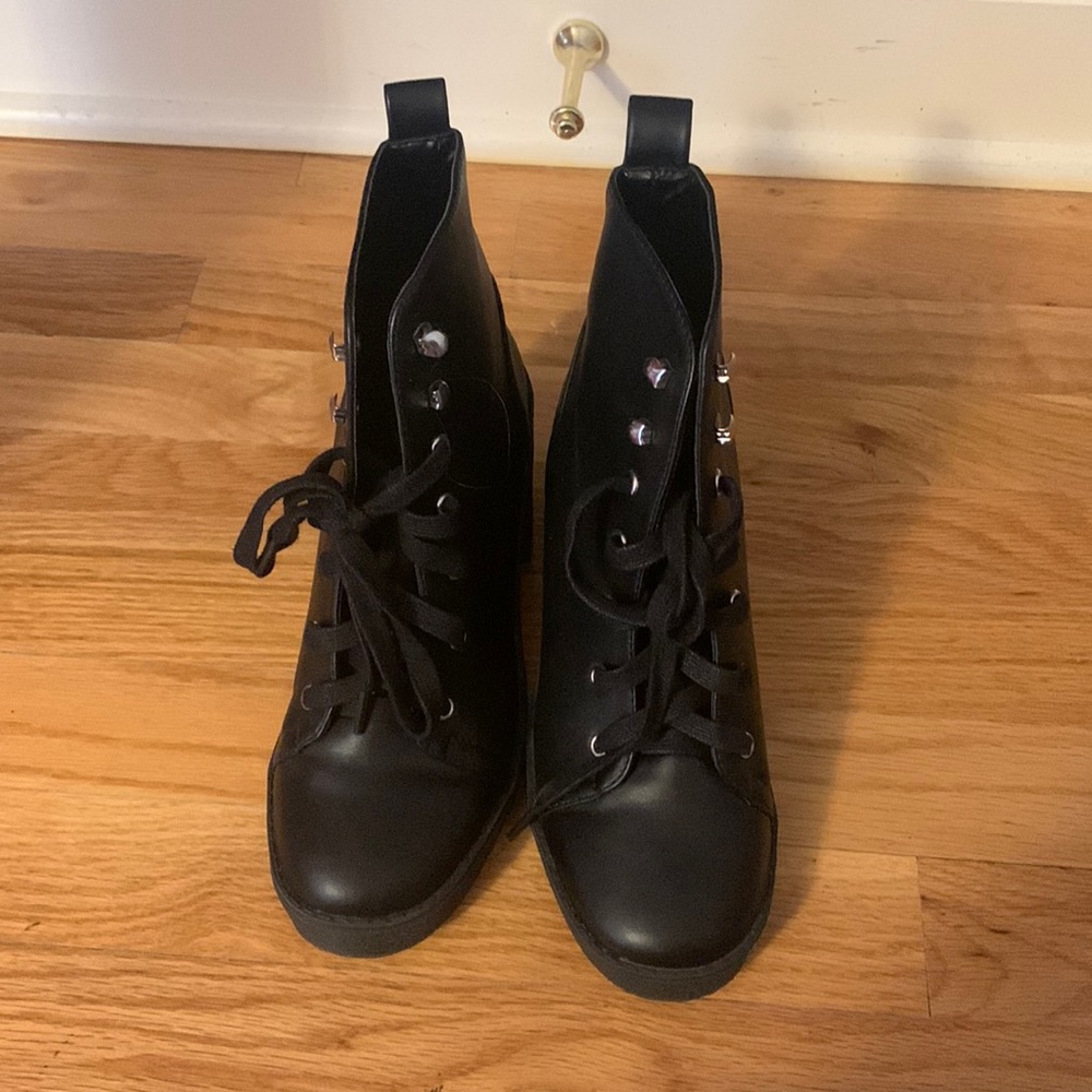 Steve Madden Bootie